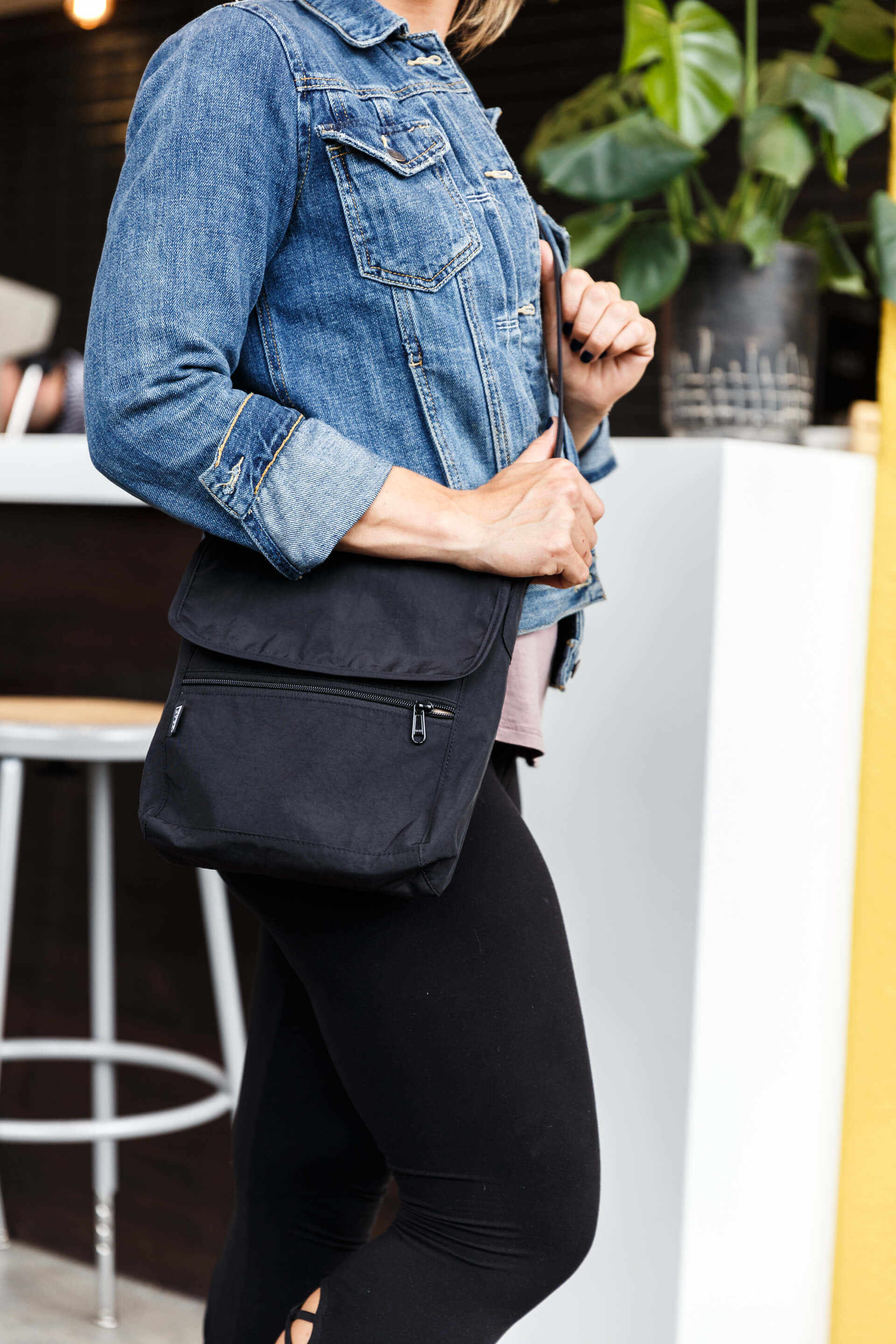 Nylon Crossbody Purse – Peak Gear